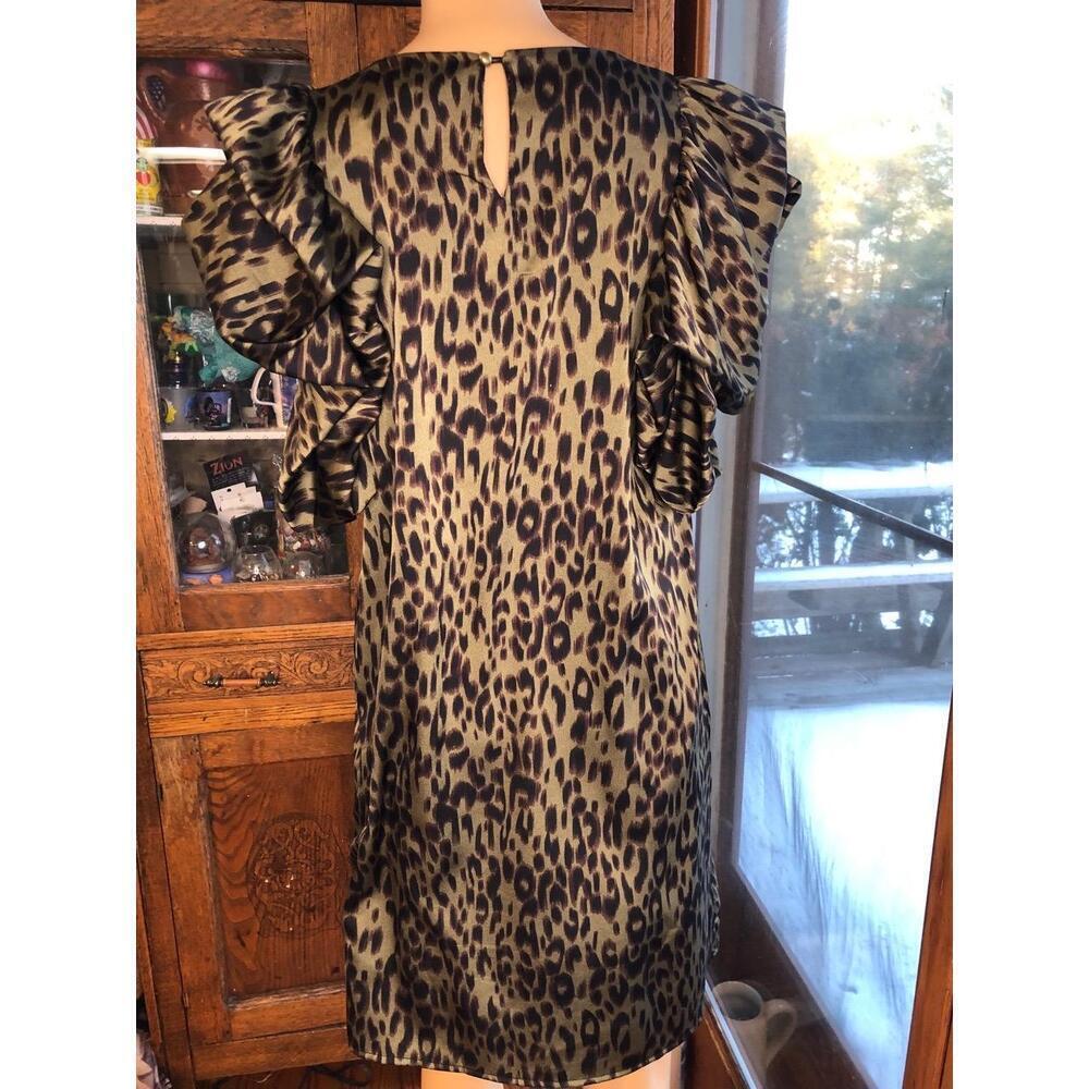 THML Leopard Print Olive Green Ruffled Sleeves Womens Shift Dress medium - Picture 3 of 8
